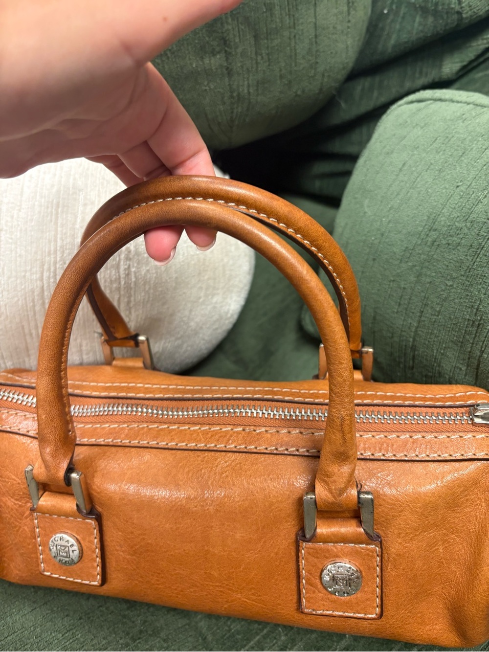 Michael Kors Tan Leather Barrel Handbag- vintage - Picture 4 of 8